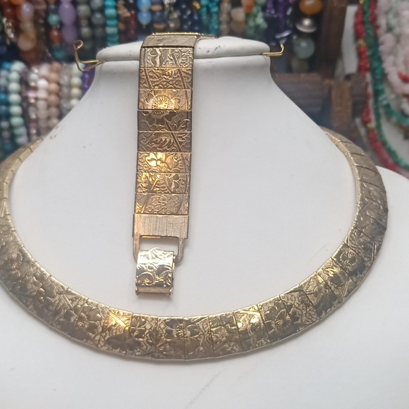 Sarah Coventry necklace choker and bracelet set